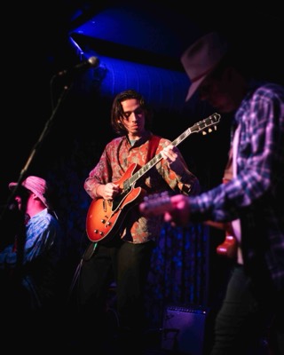 Live music photography by Stephen of Studio San Francisco &mdash; Live Show